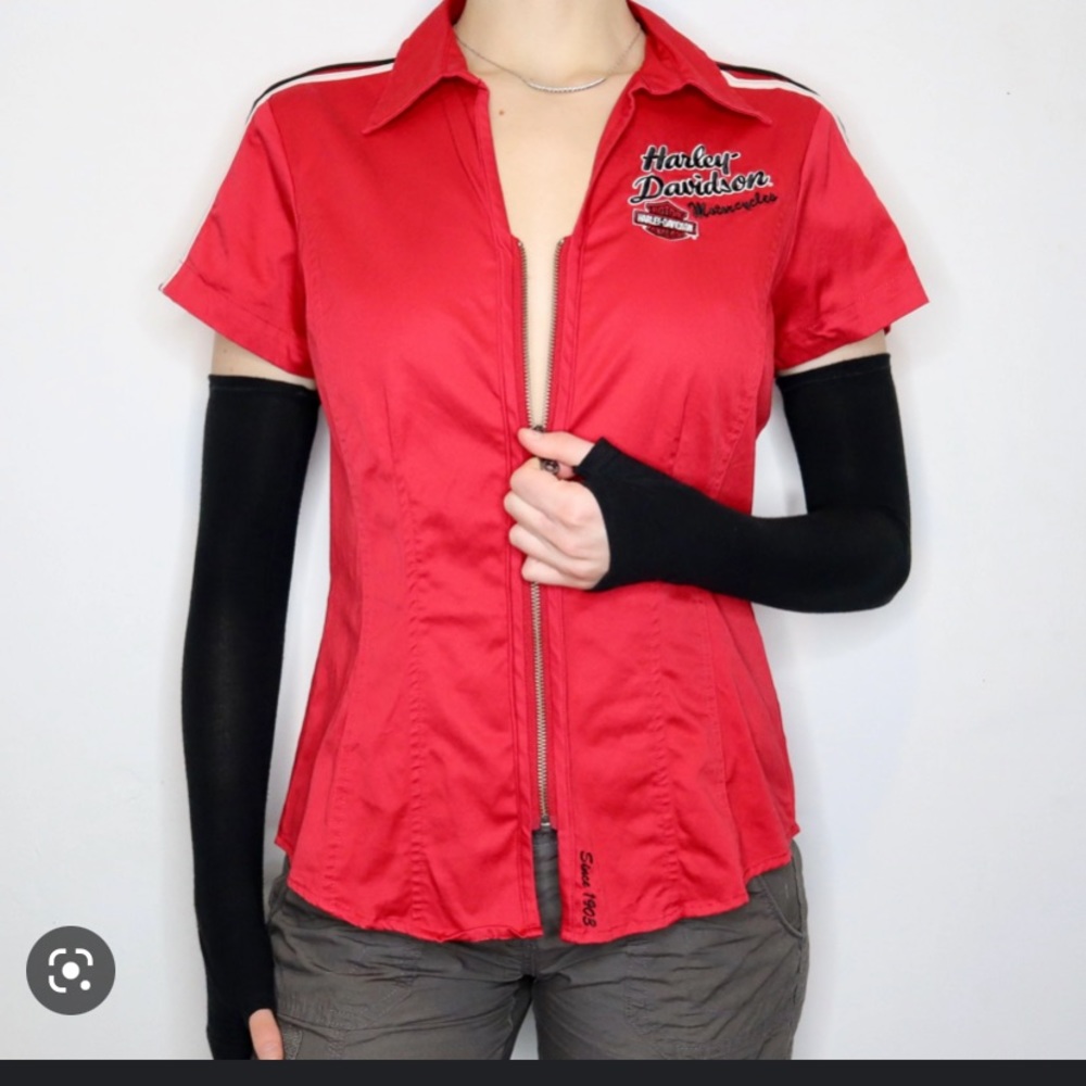 Harley-Davidson Women’s Red Zip-Up Short Sleeve Shirt